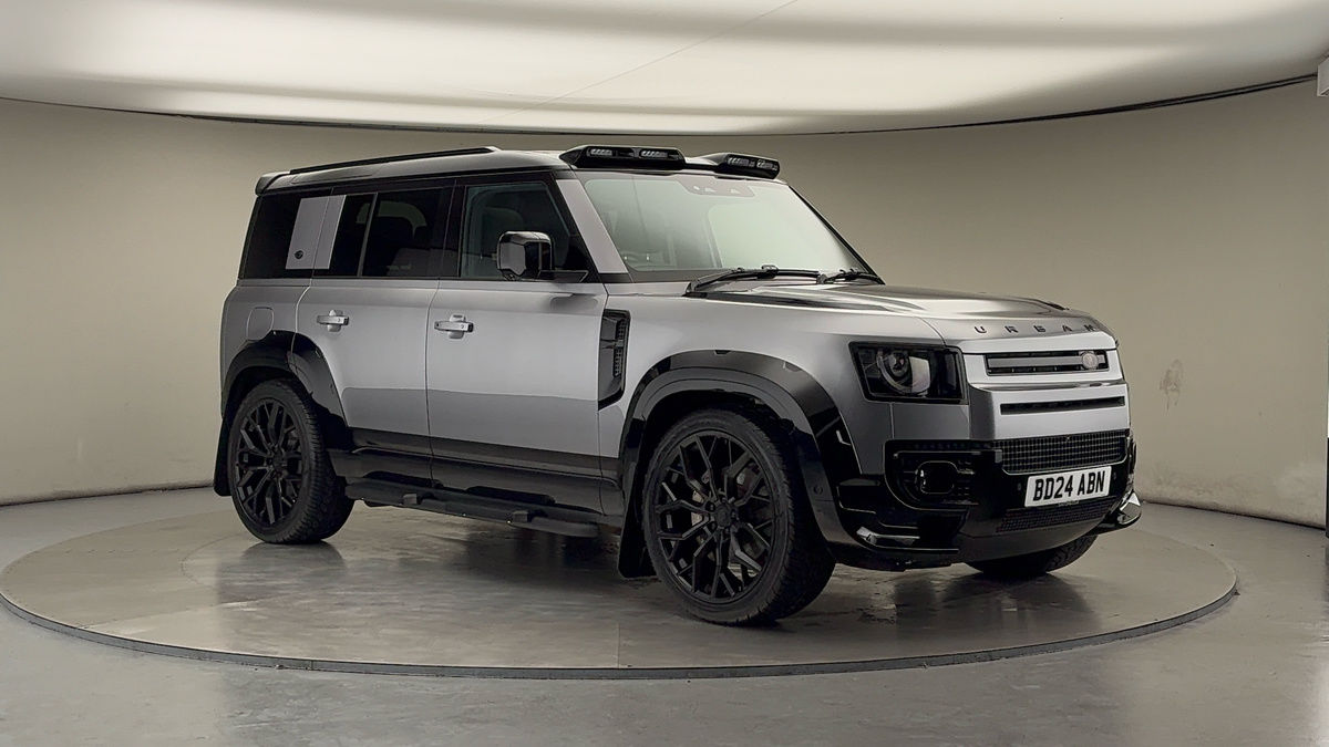 More views of Land Rover Defender 110