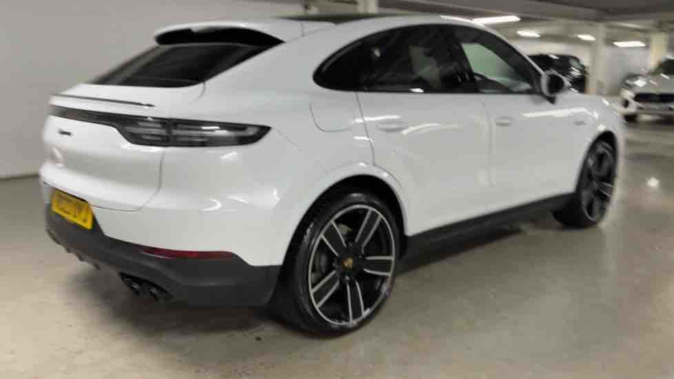 More views of Porsche Cayenne