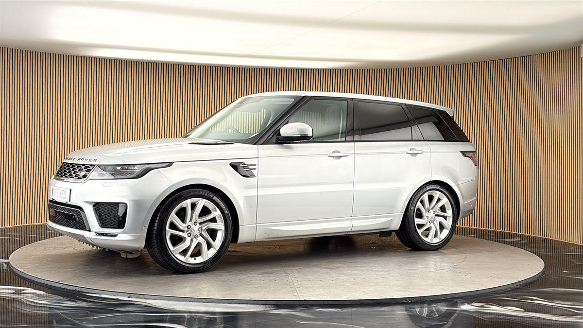 More views of Land Rover Range Rover Sport