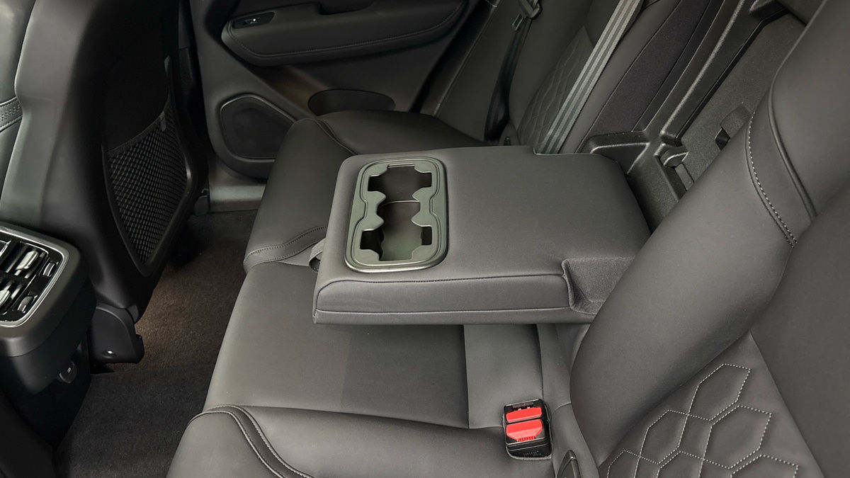 Volvo XC60 Image 9