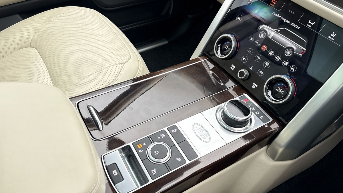 Land Rover Range Rover Image 18