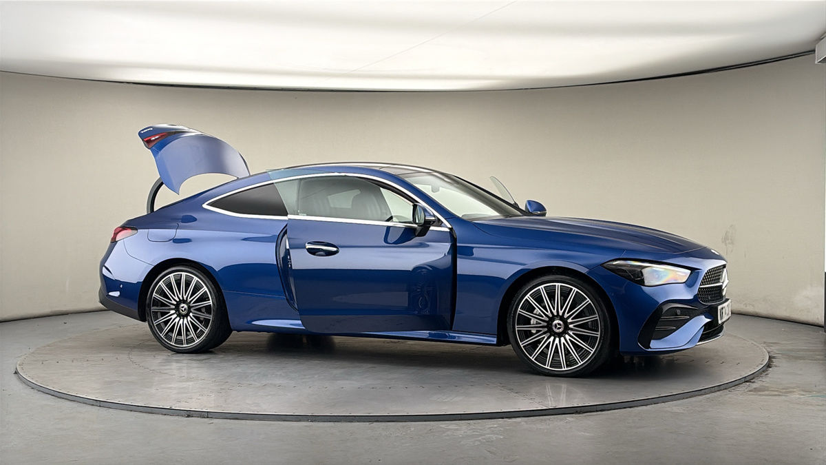 More views of Mercedes-Benz CLE