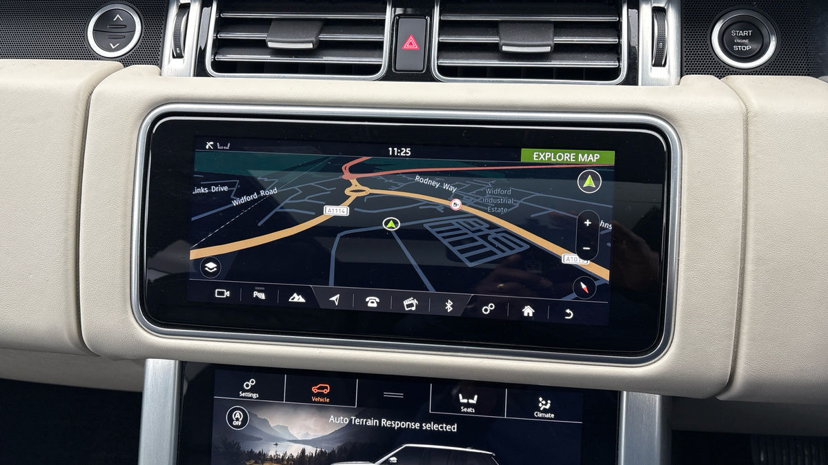 Land Rover Range Rover Image 17