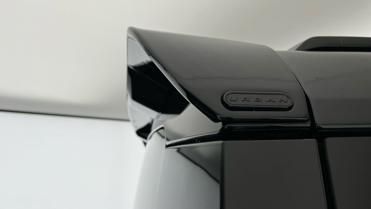 Land Rover Defender 90 Urban Image 26