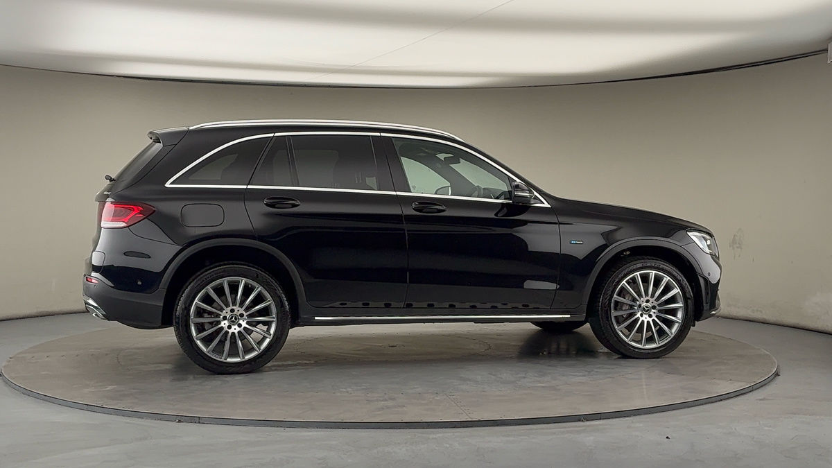 More views of Mercedes-Benz GLC