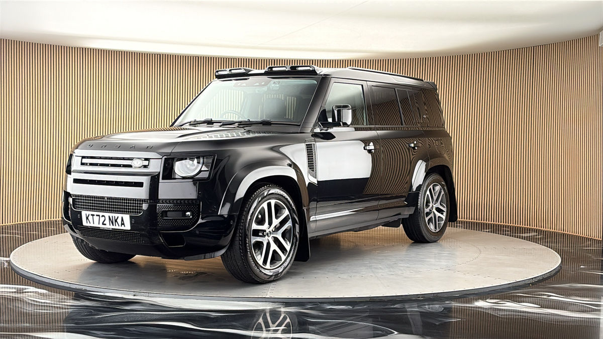 More views of Land Rover Defender 110