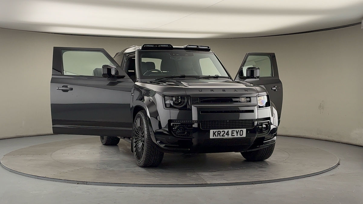 More views of Land Rover Defender 90