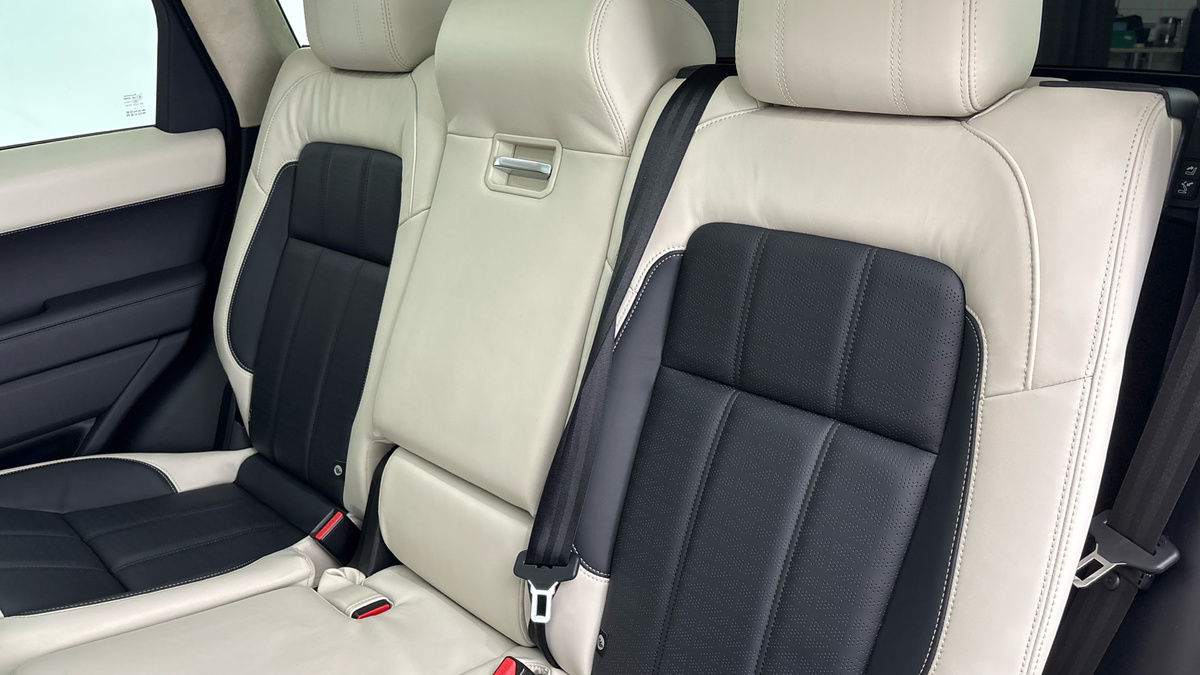 Land Rover Range Rover Sport Image 8