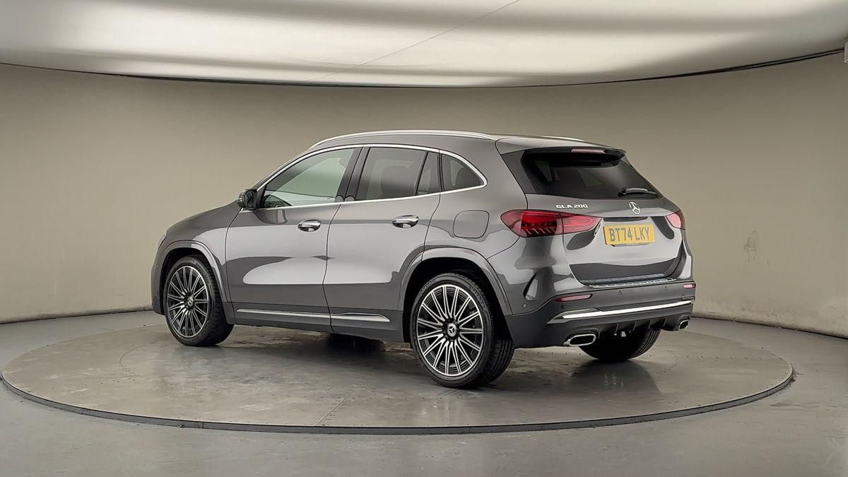 More views of Mercedes-Benz GLA