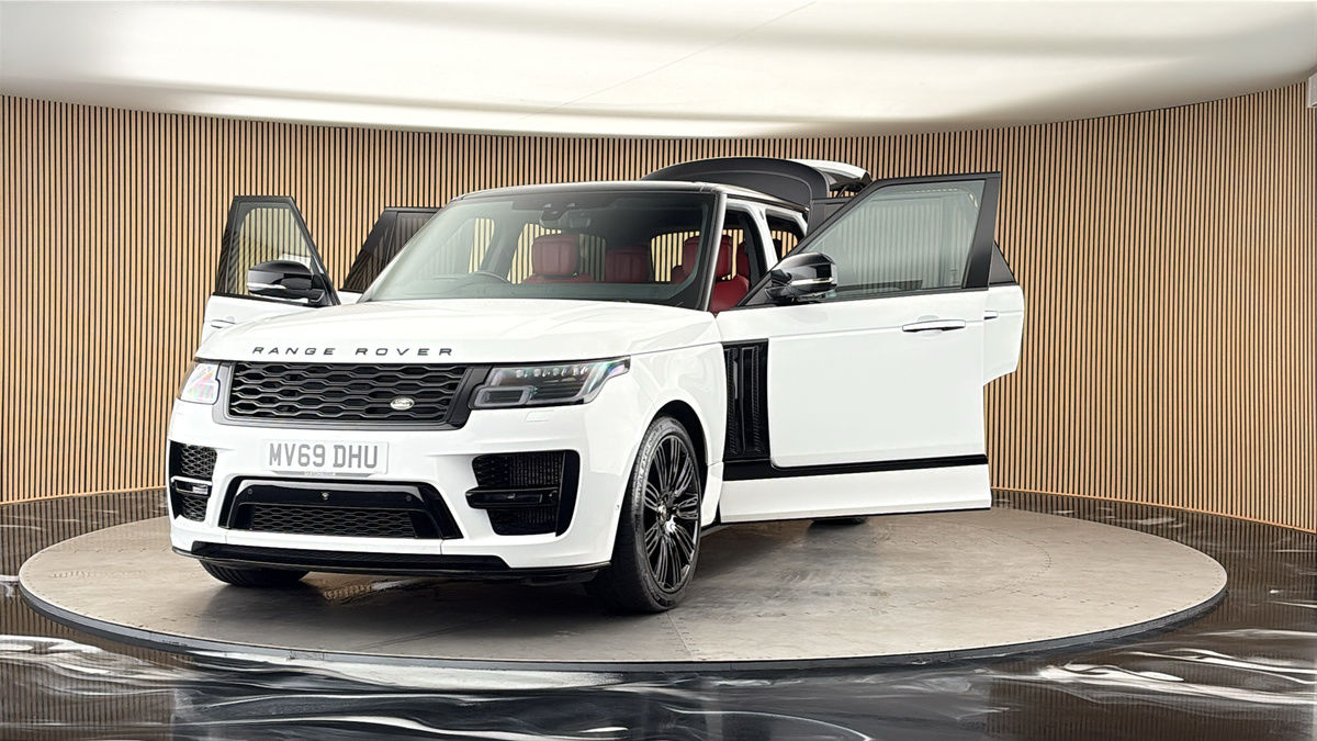 More views of Land Rover Range Rover