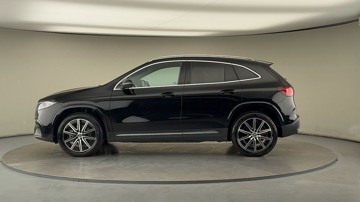 Mercedes-Benz EQA Image 15