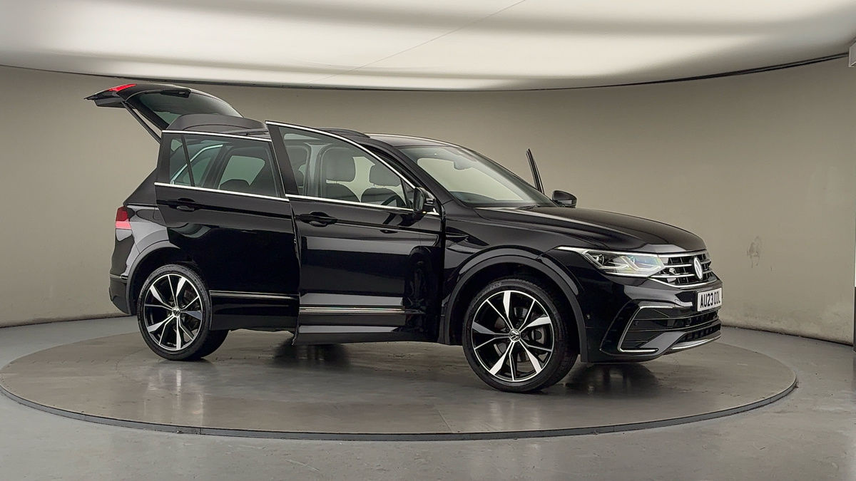 More views of Volkswagen Tiguan