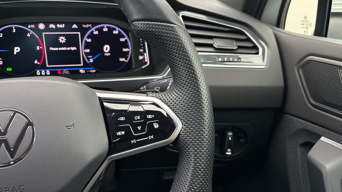 Volkswagen Tiguan Image 14