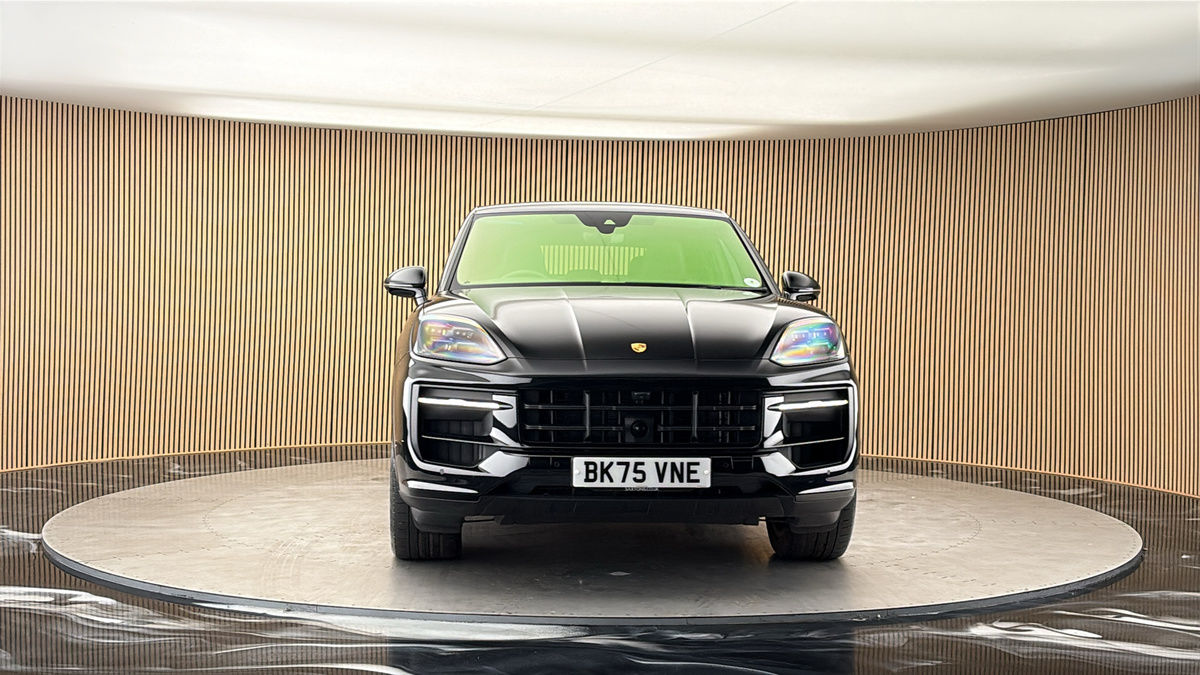 More views of Porsche Cayenne