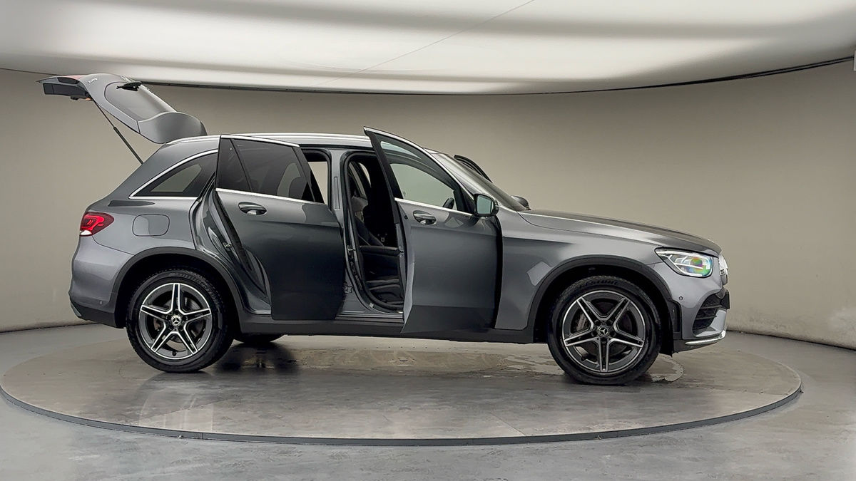 More views of Mercedes-Benz GLC