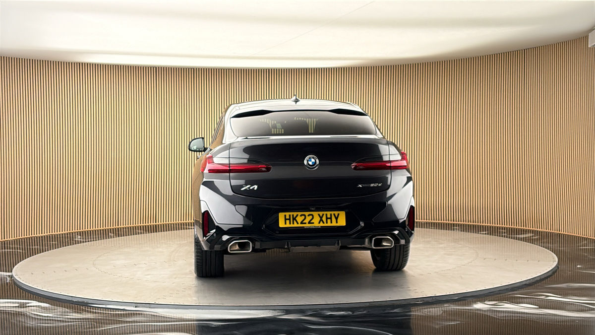 More views of BMW X4