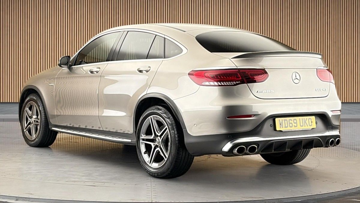 Mercedes-Benz GLC Image 2