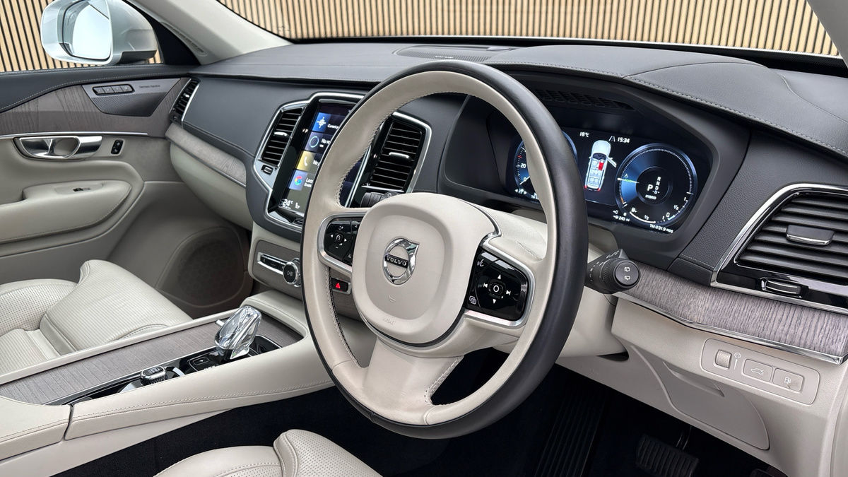 Volvo XC90 Image 5