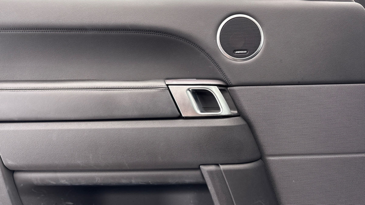 Land Rover Range Rover Sport Image 19