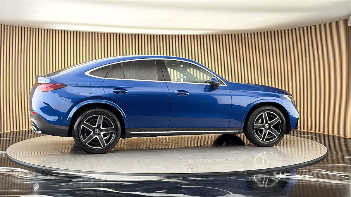 More views of Mercedes-Benz GLC