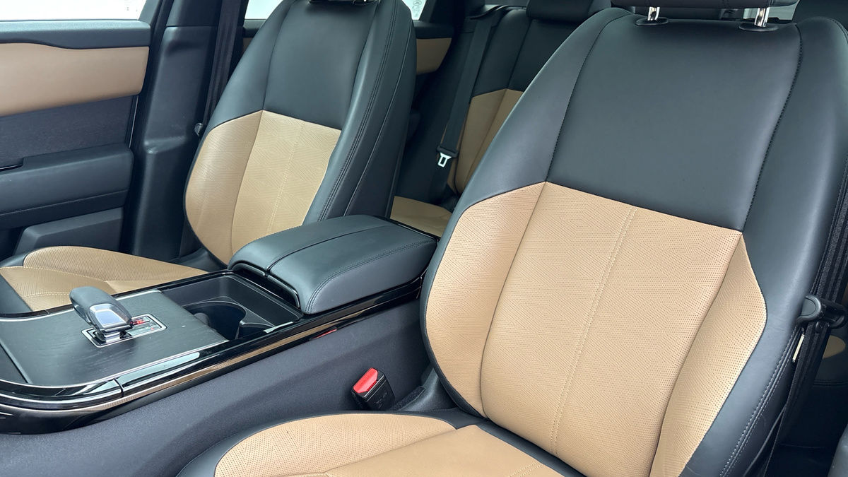 Land Rover Range Rover Velar Image 7