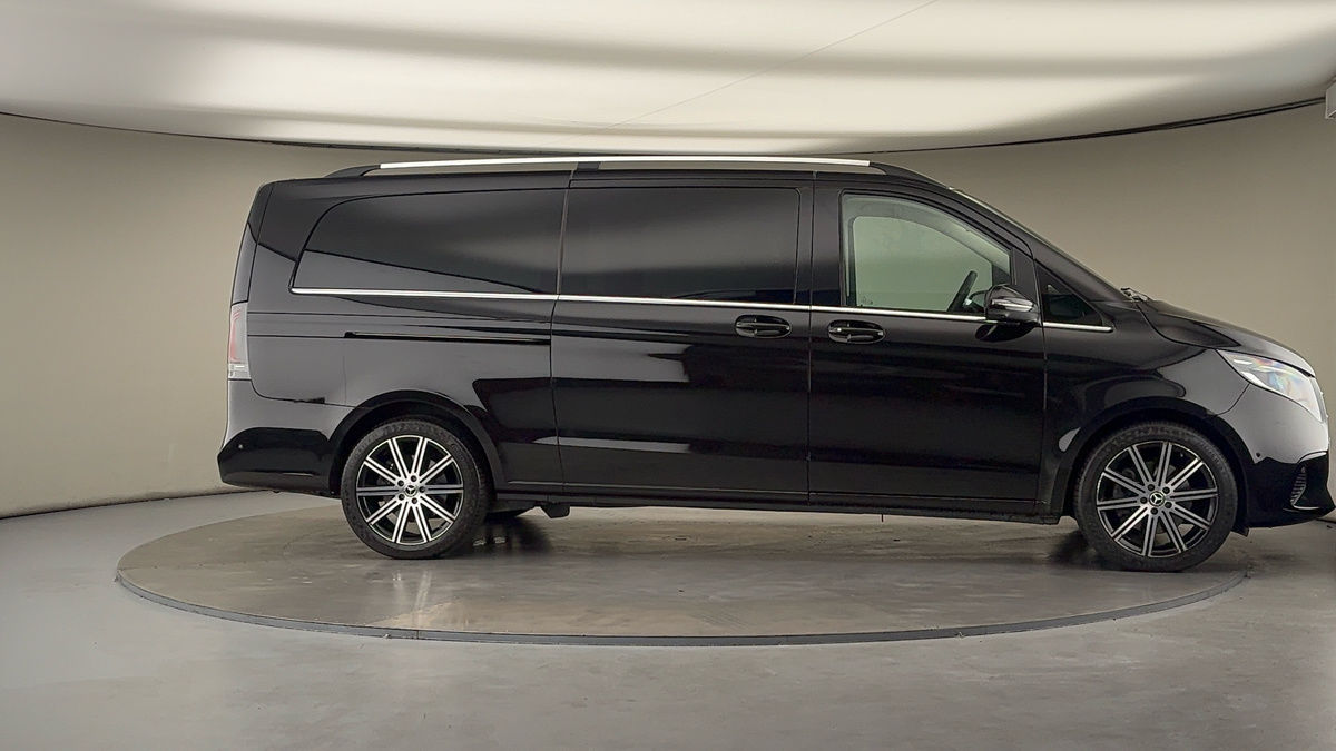 More views of Mercedes-Benz V Class