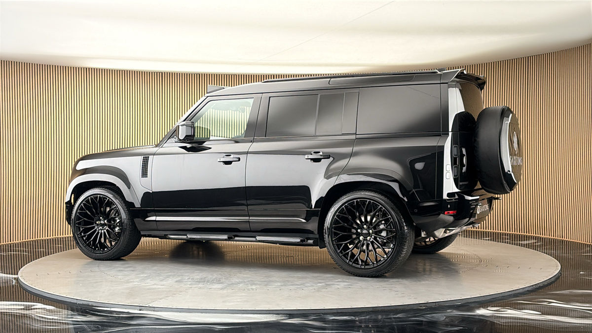 More views of Land Rover Defender 110
