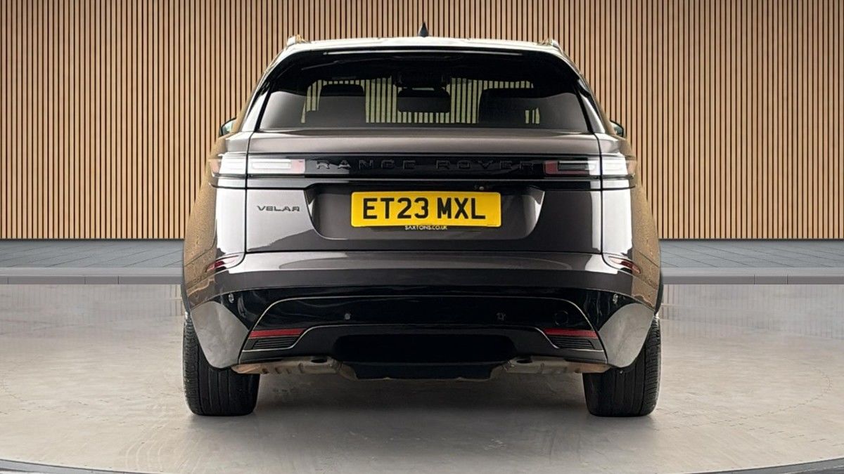 Land Rover Range Rover Velar Image 4