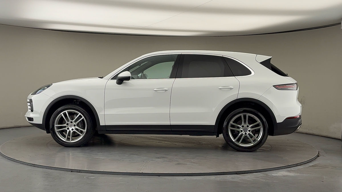 More views of Porsche Cayenne