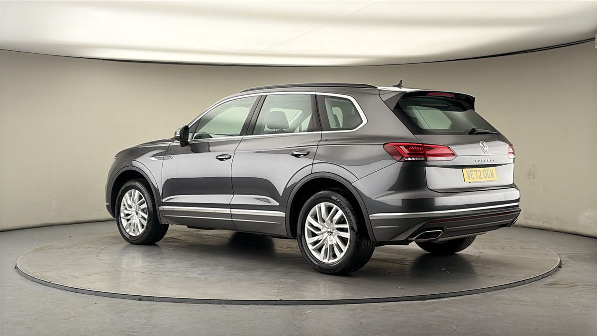 More views of Volkswagen Touareg