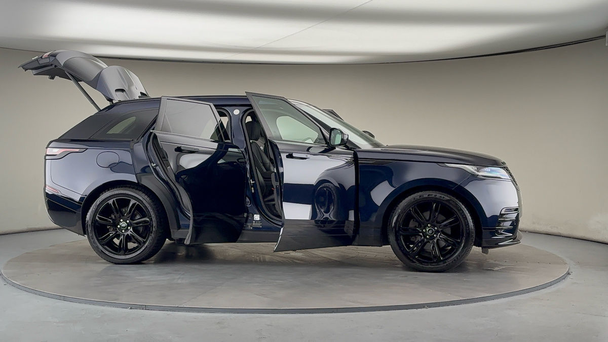 More views of Land Rover Range Rover Velar