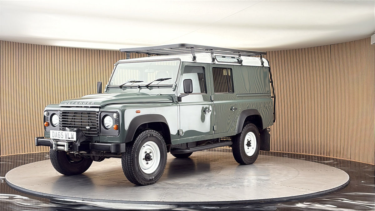 More views of Land Rover Defender 110