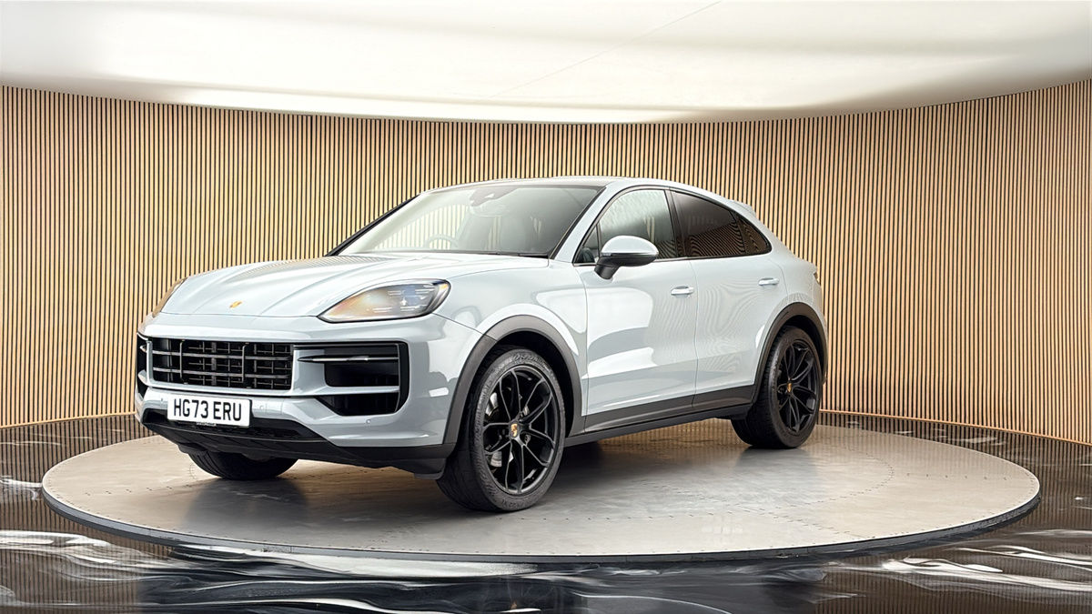 More views of Porsche Cayenne