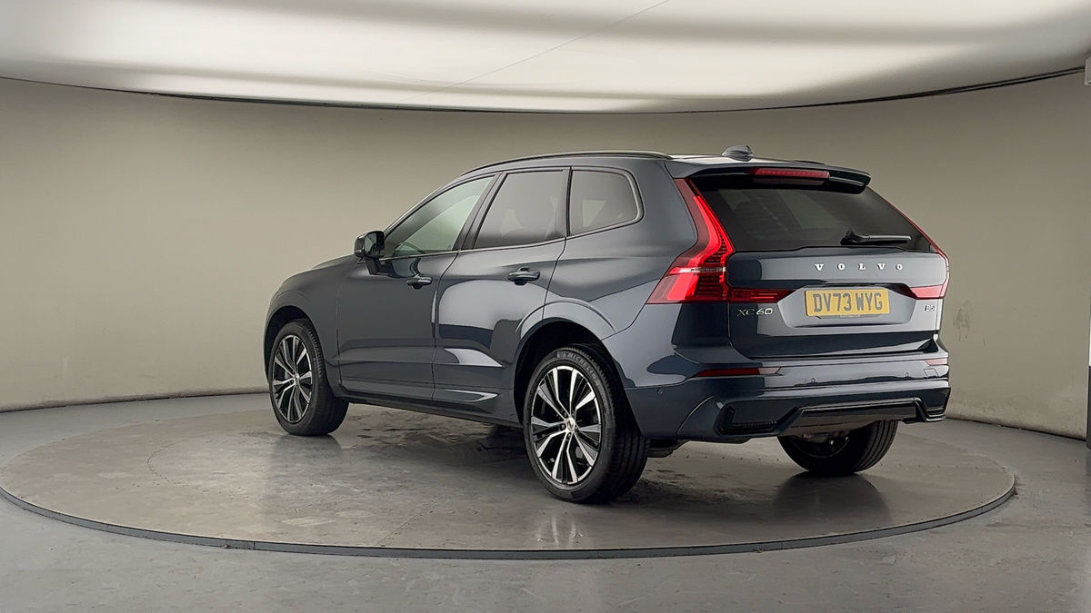 Volvo XC60 Image 2