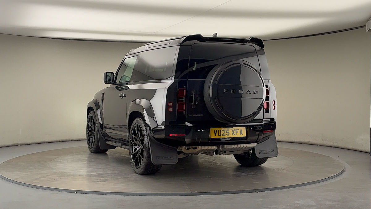 More views of Land Rover Defender 90