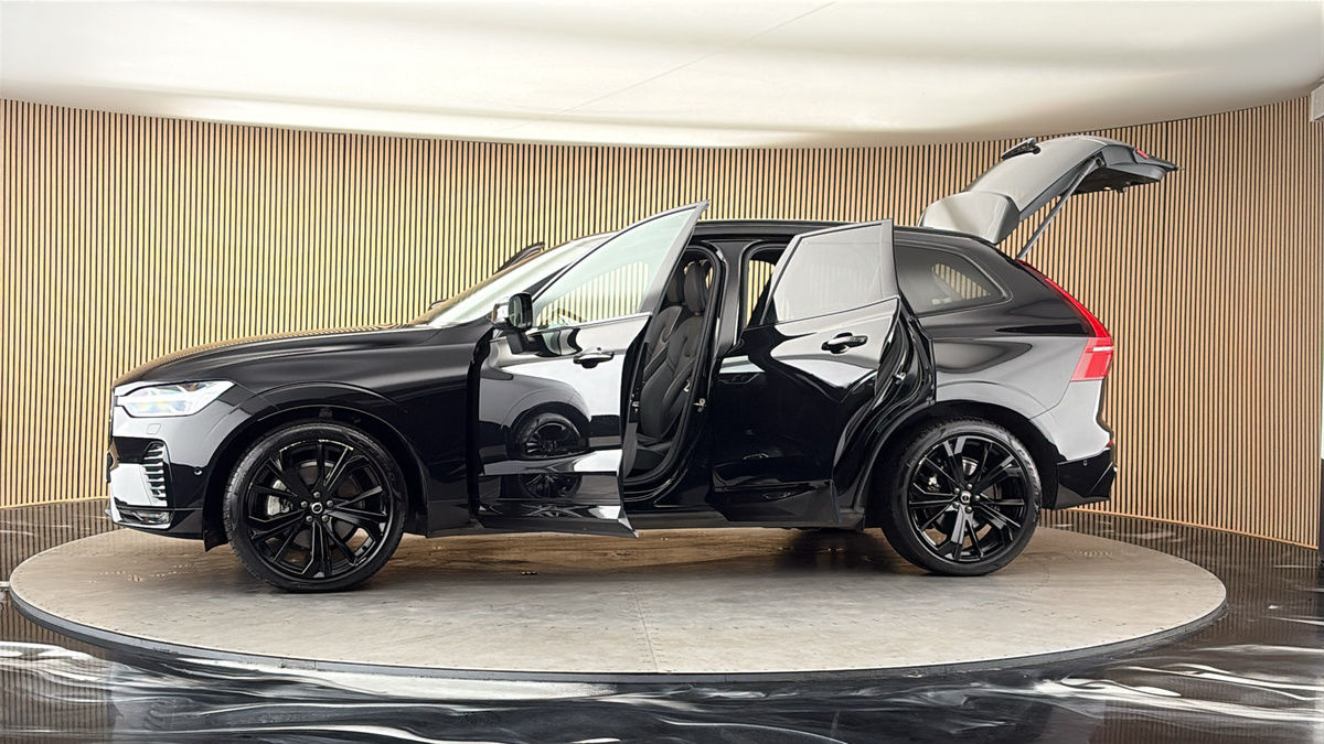 More views of Volvo XC60