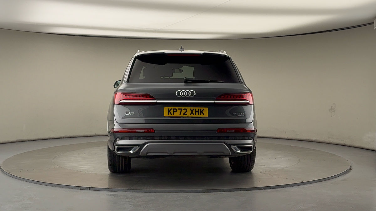 More views of Audi Q7