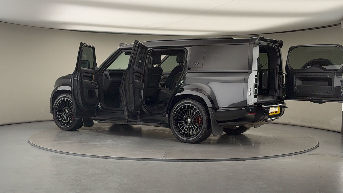 More views of Land Rover Defender 130