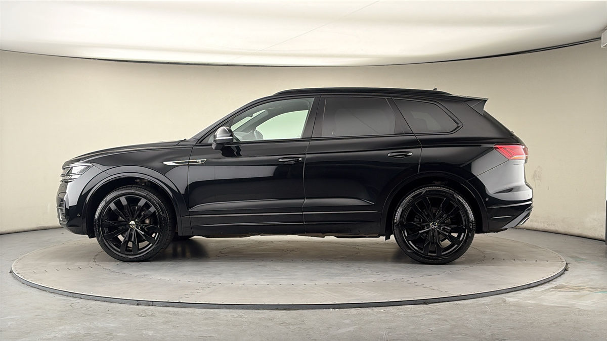 More views of Volkswagen Touareg