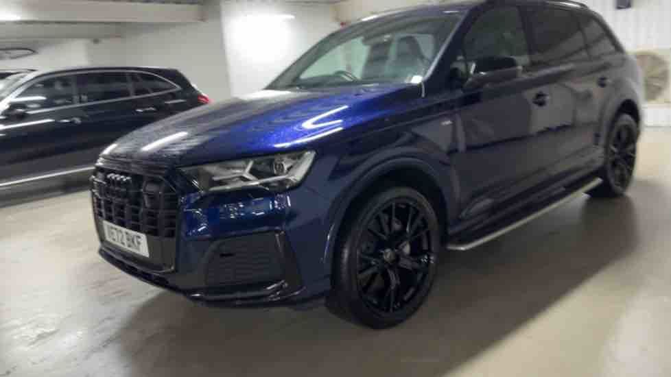 More views of Audi Q7