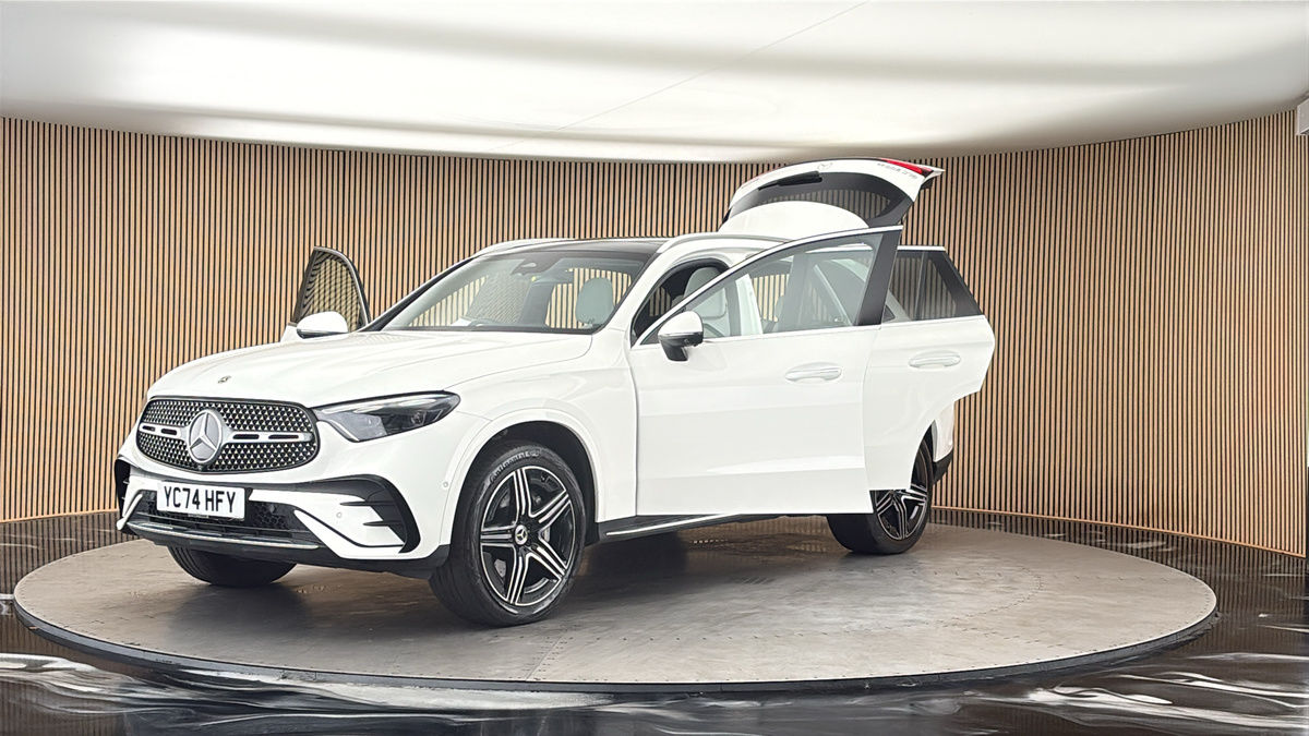 More views of Mercedes-Benz GLC