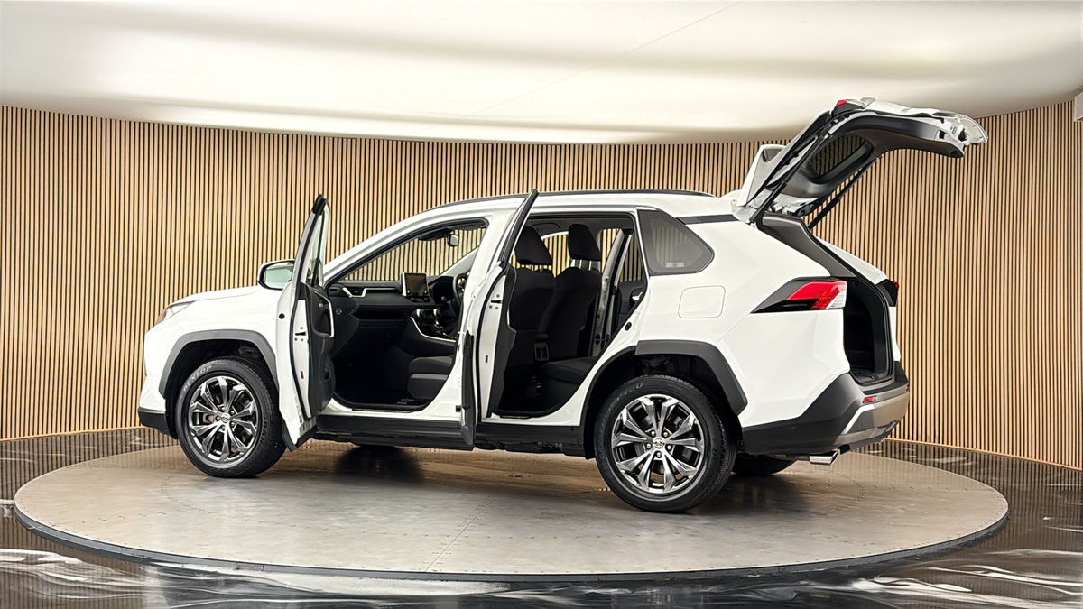 More views of Toyota RAV4