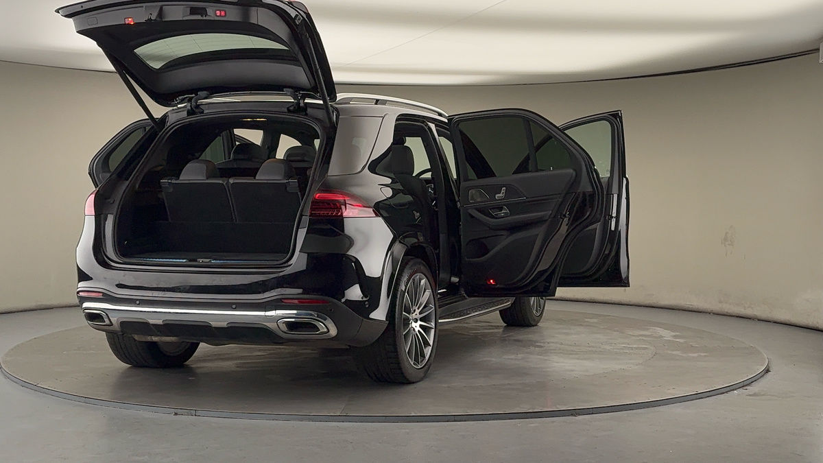 More views of Mercedes-Benz GLE