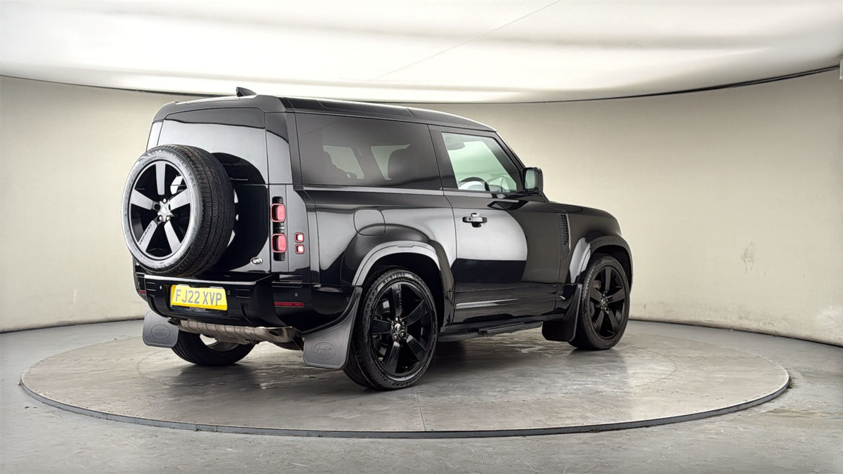 Land Rover Defender 90 Image 21