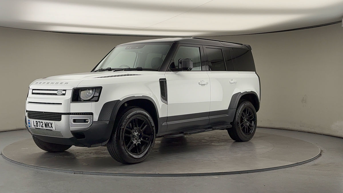 Land Rover Defender 110 Image 20