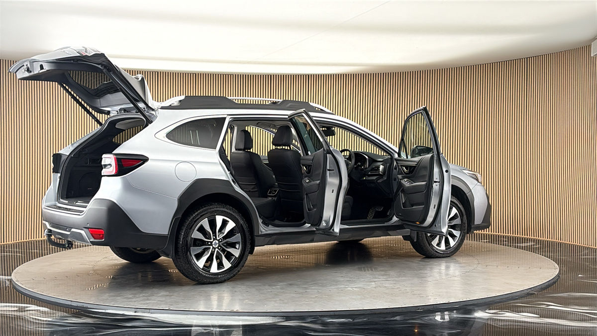More views of Subaru Outback