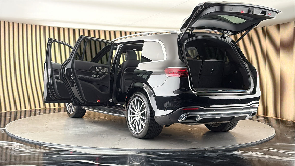 Mercedes-Benz GLS Image 23