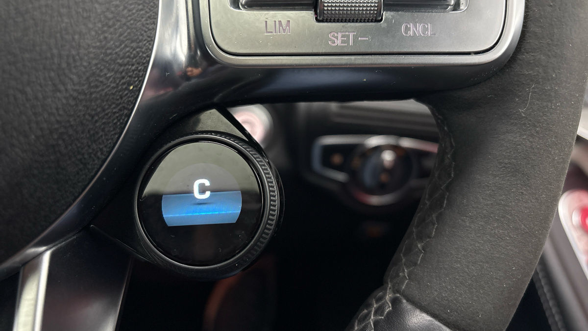 Mercedes-Benz GLC Image 26