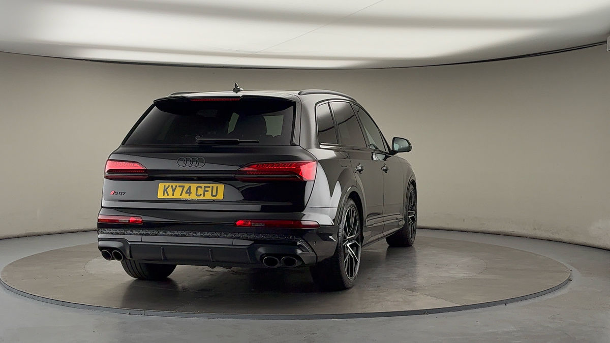 More views of Audi SQ7