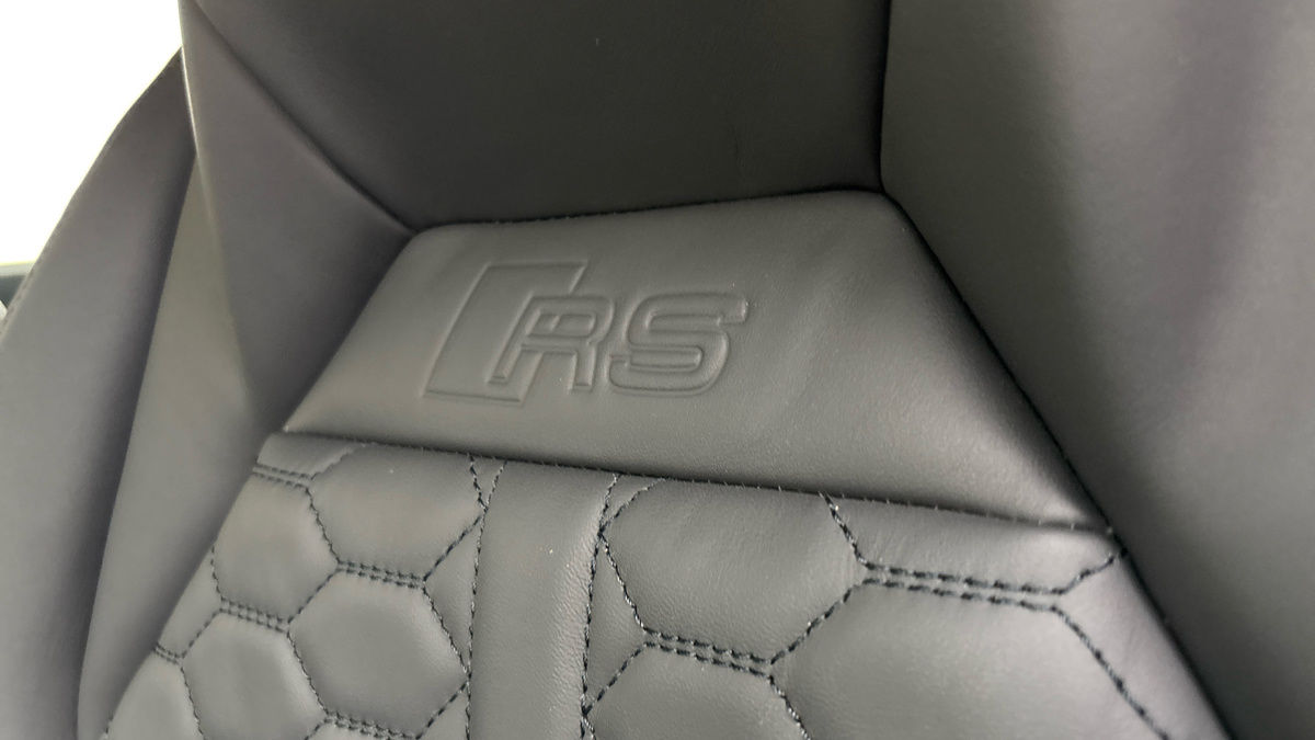 Audi RS Q3 Image 25